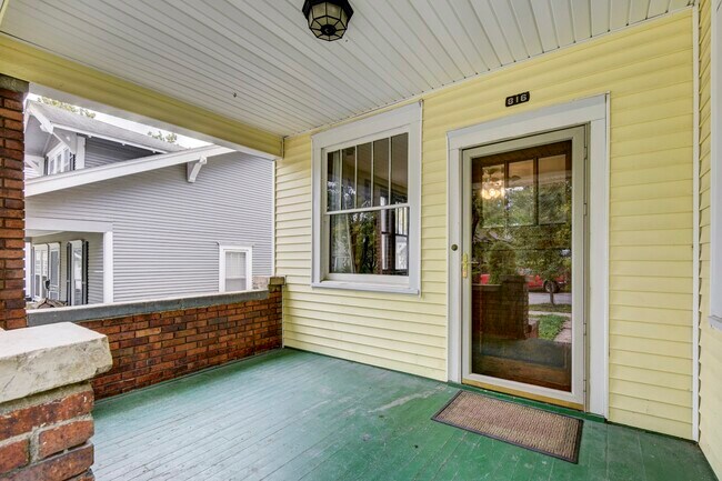 Foto del edificio - 816 N 43rd St