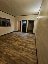 Building Photo - 316 E Walnut St