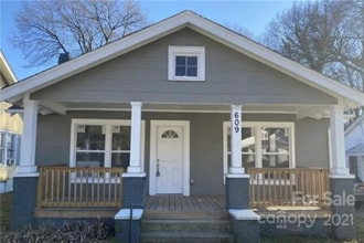 Building Photo - 609 W Garrison Blvd