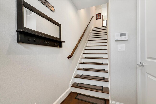 Foto del edificio - 7333 Valley View Ln