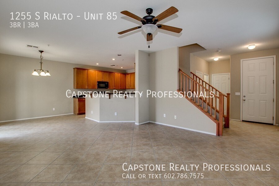 Foto principal - Gorgeous 3 Bedrooms 2.5 Bathroom home in M...