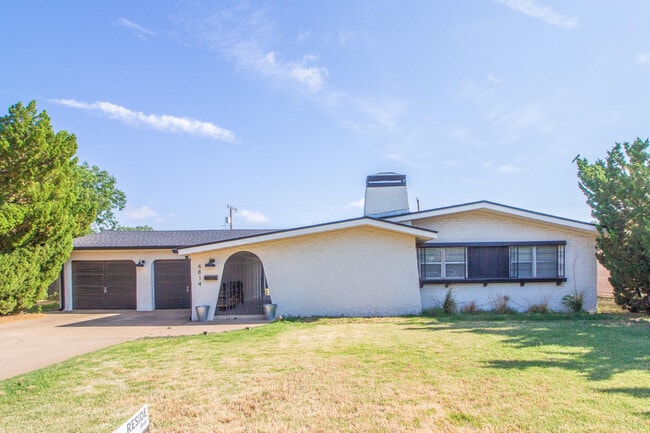 Building Photo - 4814 10th St