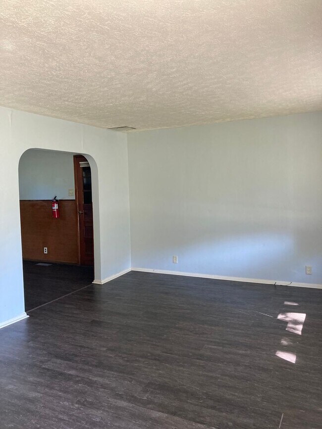 Foto del edificio - **Move in special** 2 bedroom with bonus r...