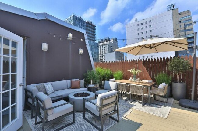 Foto del edificio - 202 E 13th St