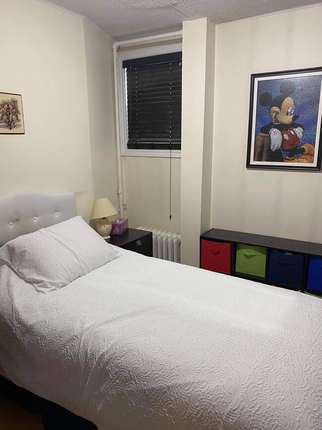 Bedroom 1 - 95 Barrette St