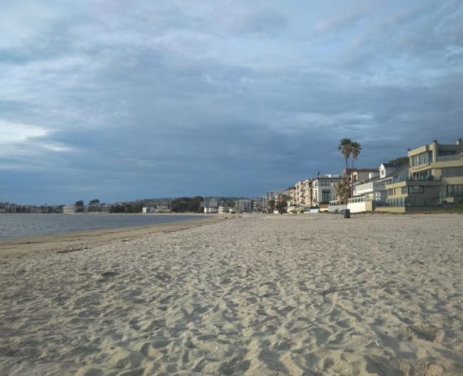 Foto del edificio - 3728 Ingraham St