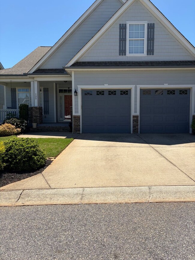 TRAVLERS REST HOME LOCATED IN HUNTERS RIDGE GATED COMMUNITY! - TRAVLERS REST HOME LOCATED IN HUNTERS RIDGE GATED COMMUNITY!