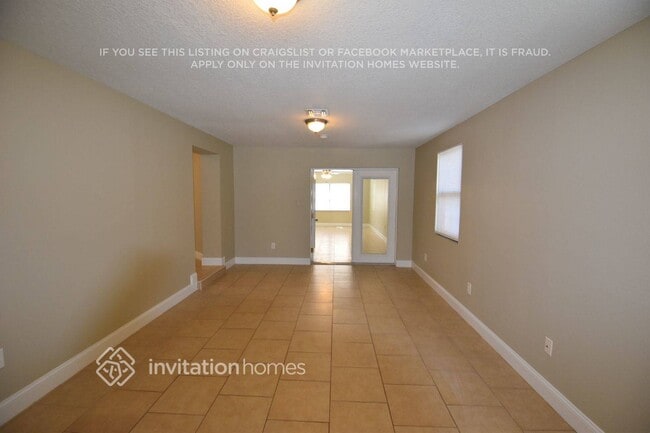 Building Photo - 8008 Pine Hill Dr