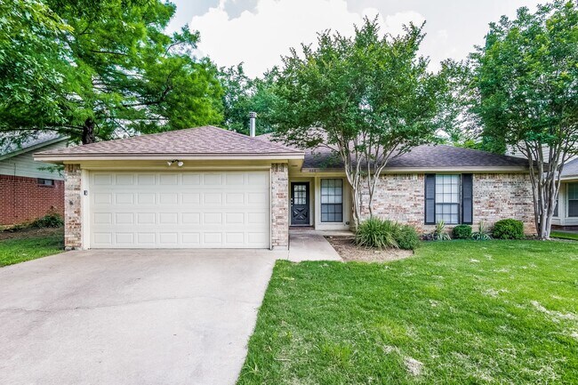 Building Photo - 444 Caviness Dr
