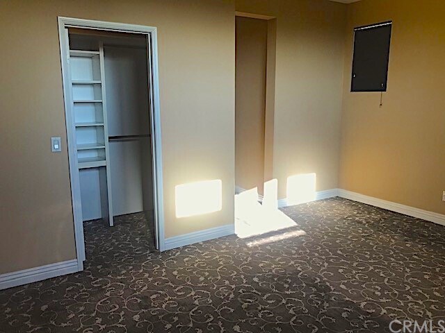 Building Photo - 521 S Brea Blvd