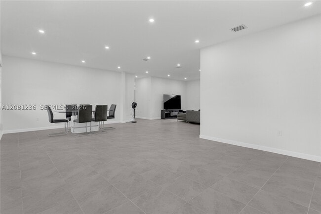 Building Photo - 27306 SW 161st Ct