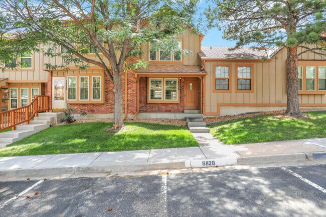 Foto del edificio - 6828 Overland Dr