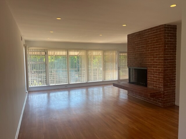 Foto del edificio - 5913 S Fairfax Ave