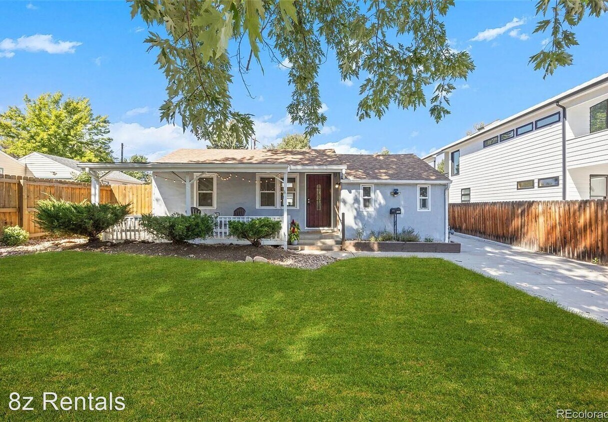 2 br, 2 bath House 3065 S Ogden St House Rental in Englewood, CO