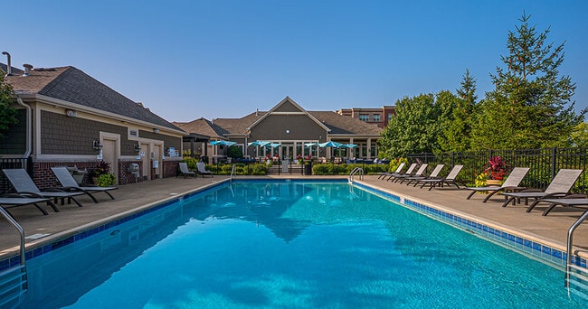 Building Photo - The Residences of Orland Park Crossing