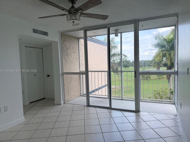 Building Photo - 7035 NW 186th St