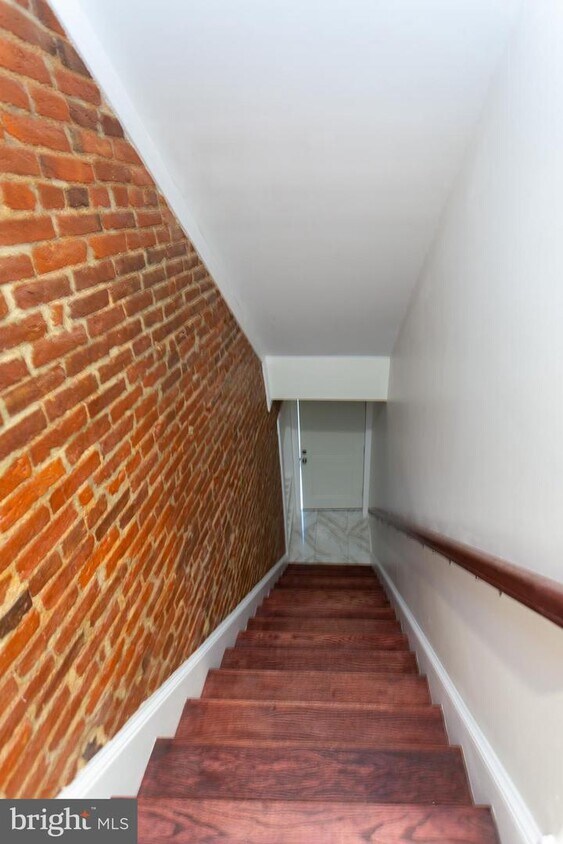 101 E 4th St Unit A, Bridgeport, PA 19405 Condo for Rent in