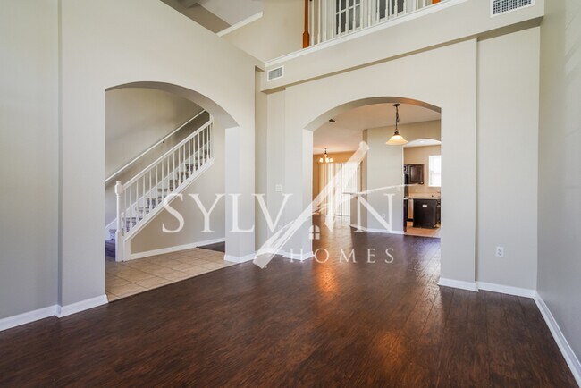 Building Photo - This is Tailored to Your Highest Standards.