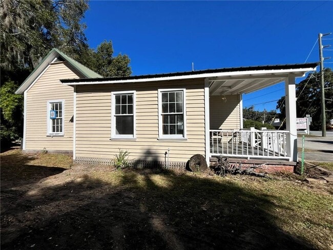 Building Photo - 303 North Way