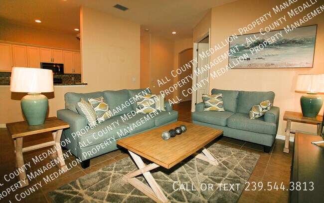 Building Photo - 11070 Esteban Dr