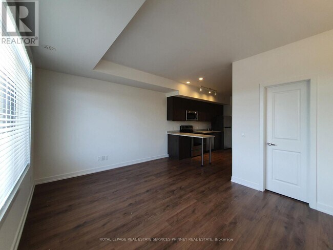 Photo du bâtiment - 3078 Sixth Line