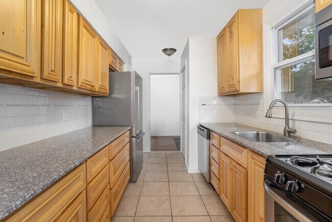 Foto del edificio - 4038 Cherokee Ave