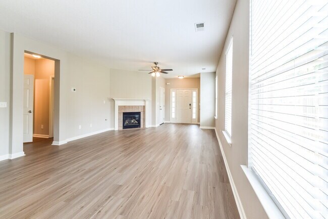 Foto del edificio - 9973 Fox Run Dr