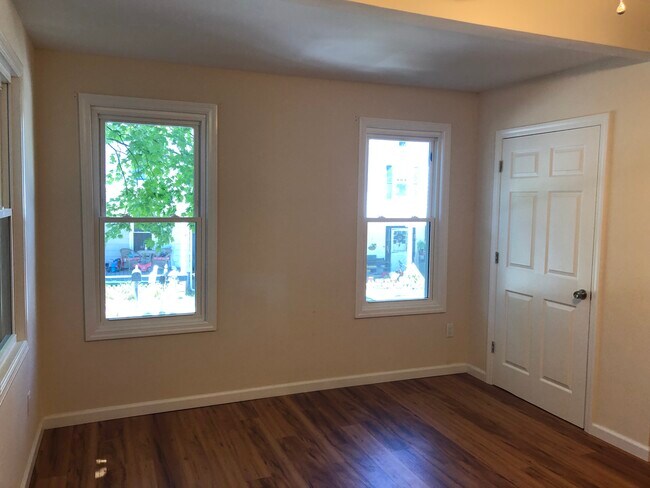 Bedroom 2 (Main) - 31 Wells Ave