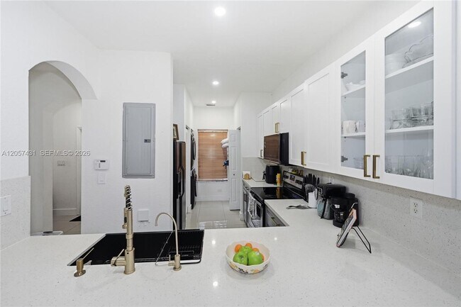 Building Photo - 14030 SW 49th St