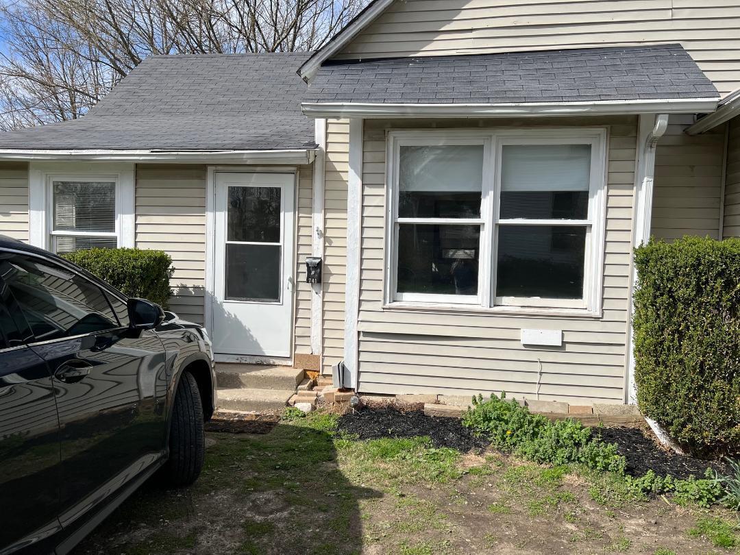 Foto principal - 741 N Rangeline Rd