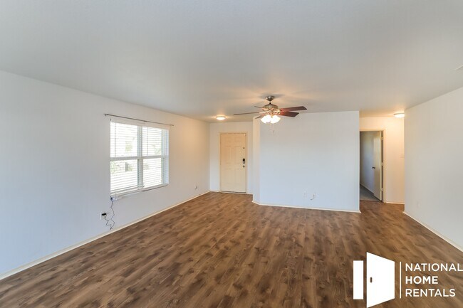 Building Photo - 1626 Kawati Way