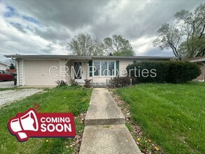 Building Photo - 5800 Mendota Dr