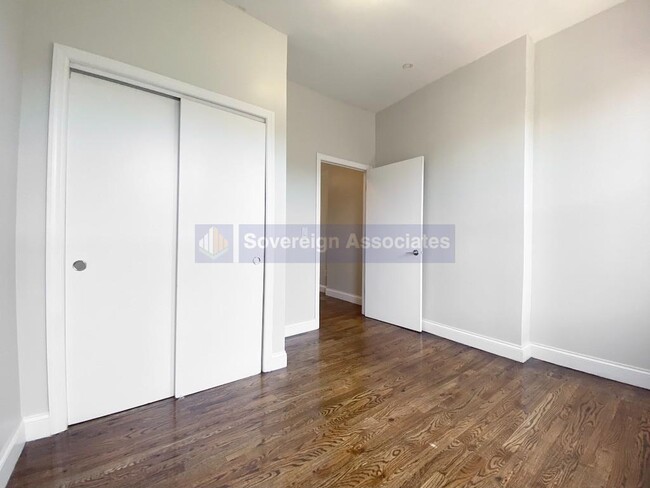 Building Photo - 523 W 156th St