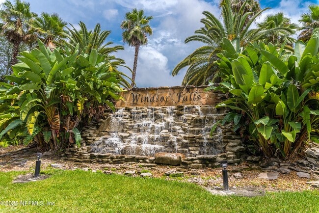 Building Photo - 7055 Deer Lodge Cir