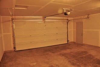 Building Photo - 2510 Trindal St