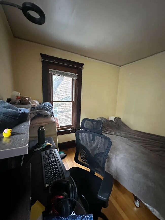 Building Photo - 407 Hamilton Pl