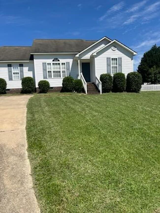 Building Photo - 65 Stonewall Dr