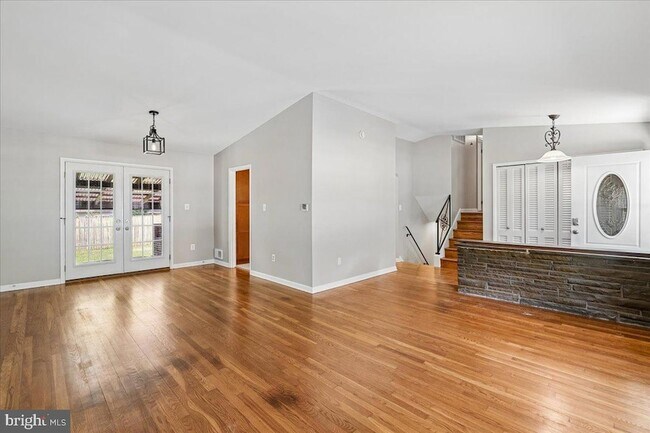 Foto del edificio - 1103 Playford Ln