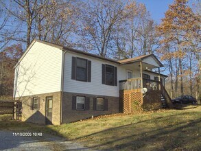 Building Photo - 3532 Glade Rd