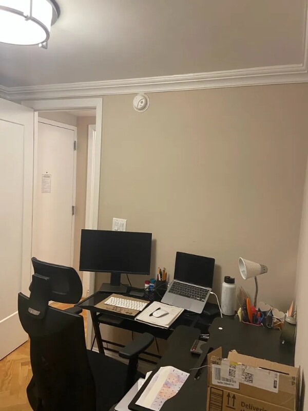 Building Photo - 305 East 86th St