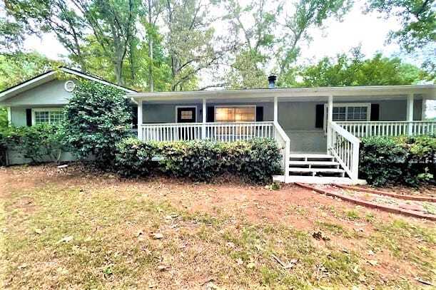 Primary Photo - 2110 Chestnut Log Cir