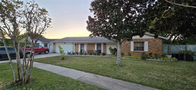 Building Photo - 6104 Bonnie Brook Blvd