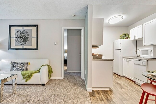Kendall Ridge apartments — community photo - Kendall Ridge