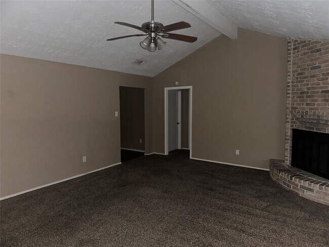 Building Photo - 1107 Vang Ct