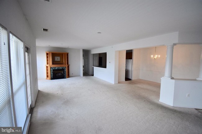 Foto del edificio - 2911 Deer Hollow Way