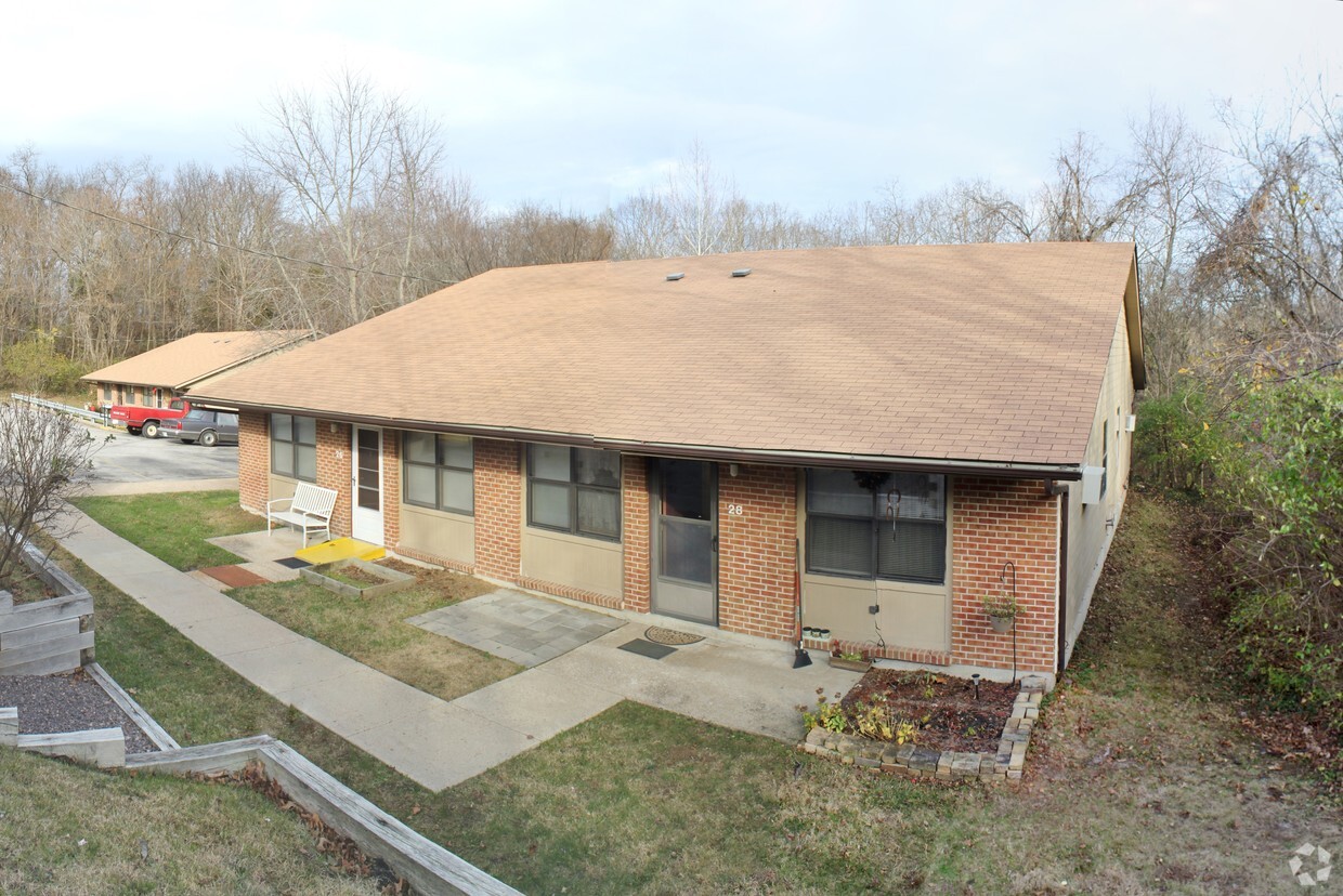 Building Photo - Hillsboro Elderly Apartments