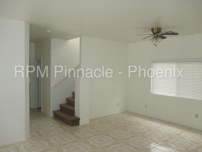 Foto del edificio - 3740 W Oregon Ave