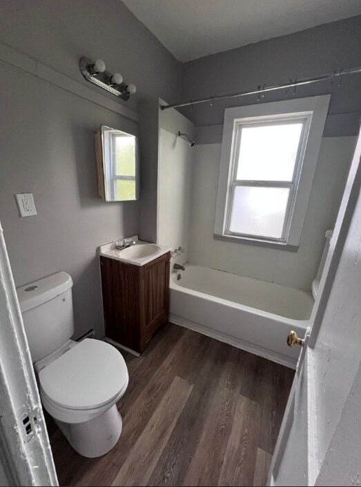 Foto del edificio - 3362 E 145th St