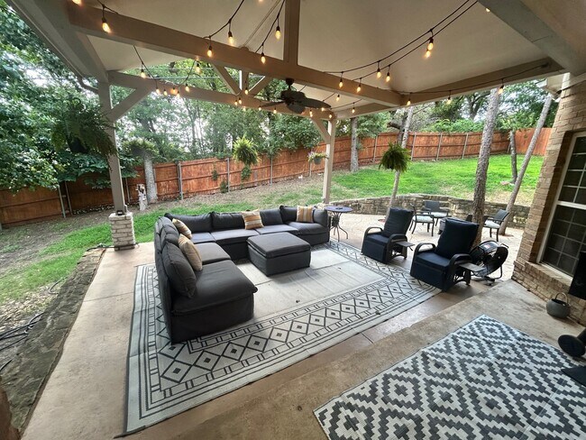 Foto del edificio - 4 Timberline Ct