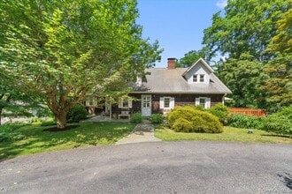 Building Photo - 157 NY-100